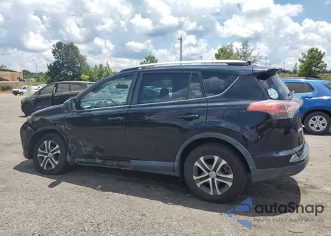 2016 Toyota Rav4 Le z USA, uszkodzony, nr VIN 2T3ZFREV4GW248532